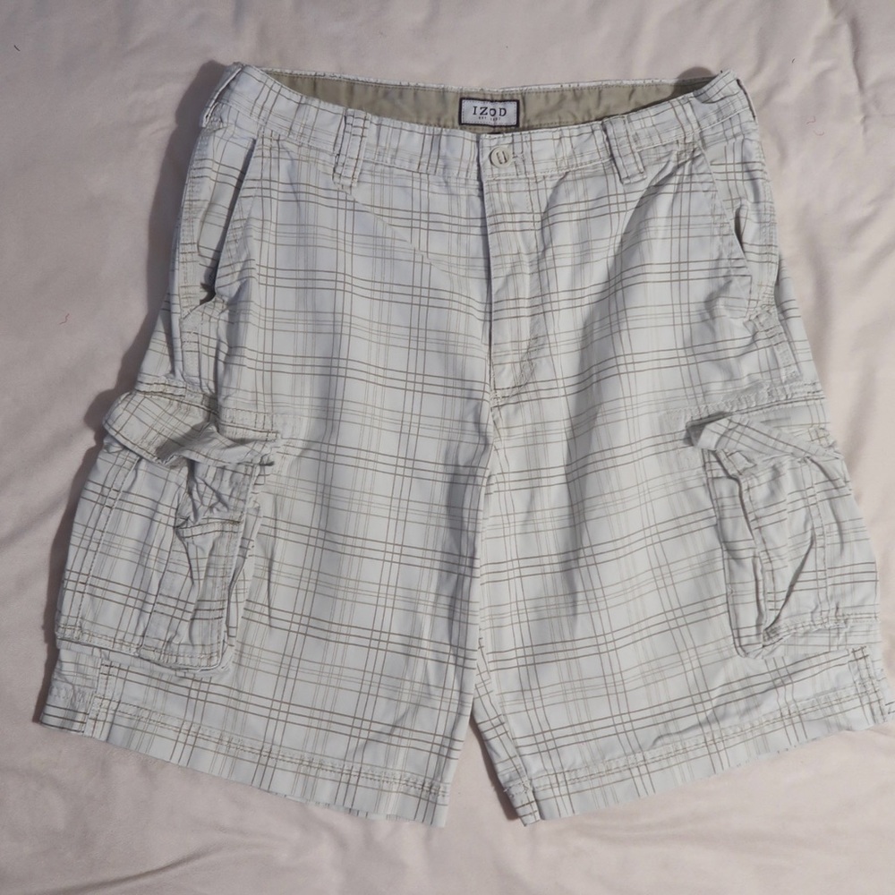 Izod Men's Light Plaid Cargo Shorts